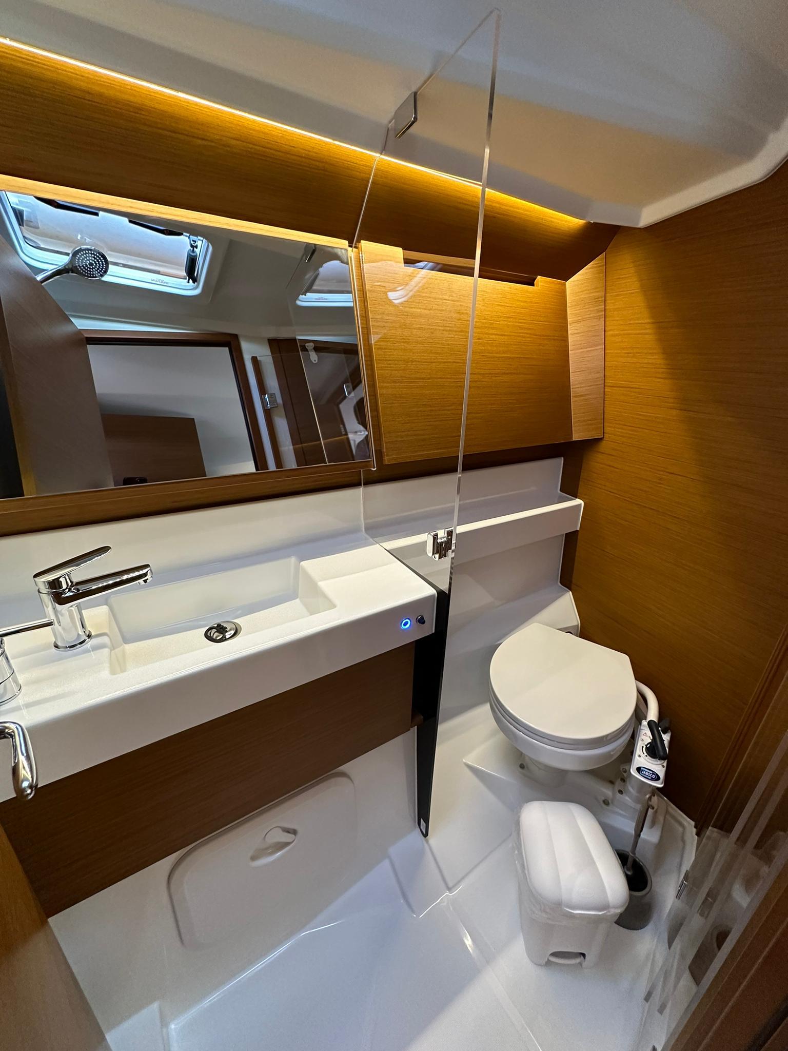 Sun Odyssey 410 - 3 cab., picture 16