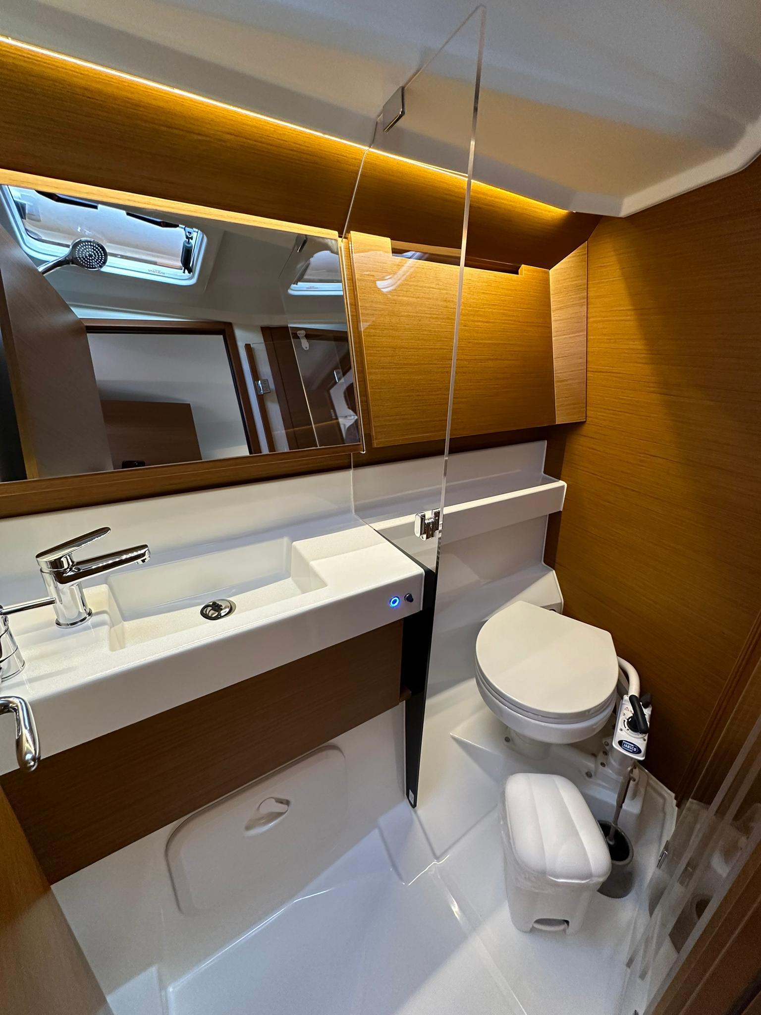 Sun Odyssey 410 - 3 cab., picture 17