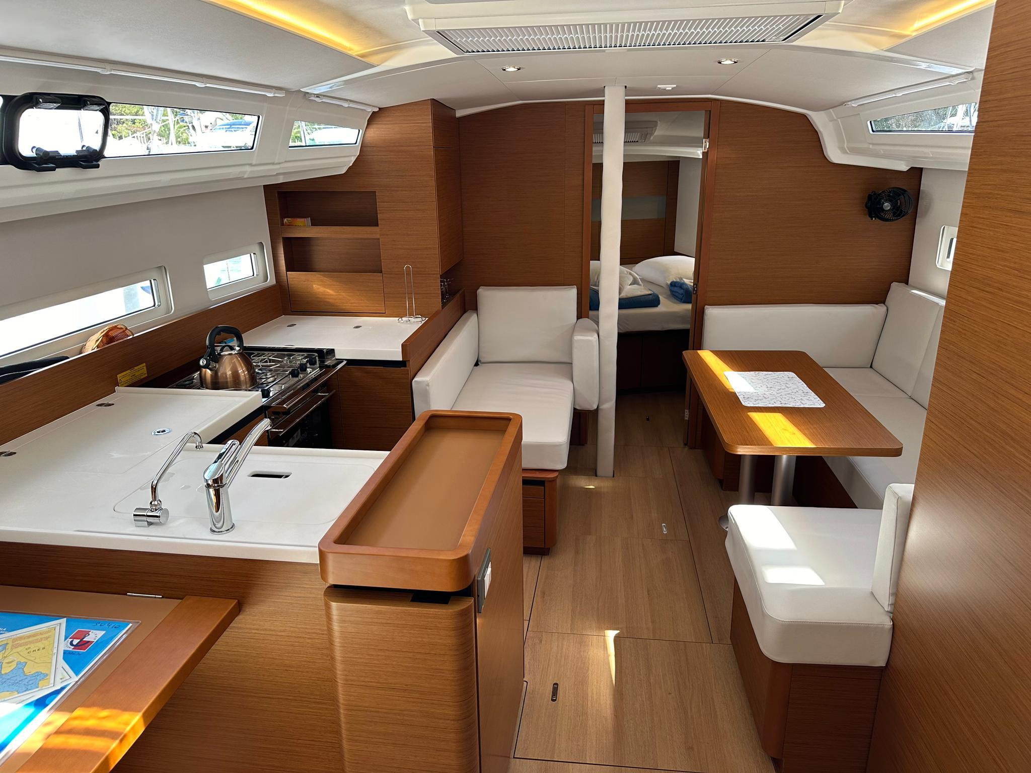 Sun Odyssey 410 - 3 cab., picture 8