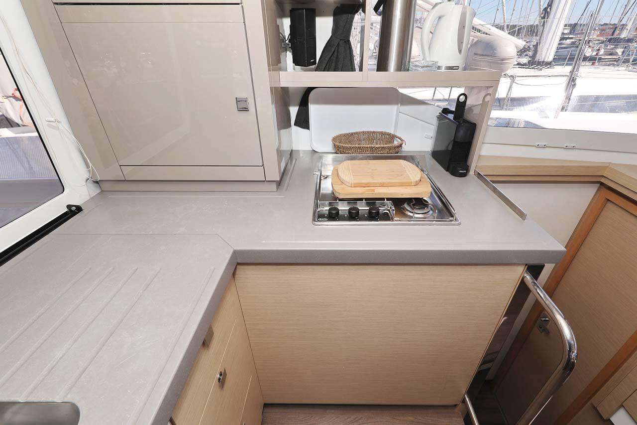 Fountaine Pajot Lucia 40 - 4 cab. - Tu Tamo 2, picture 18