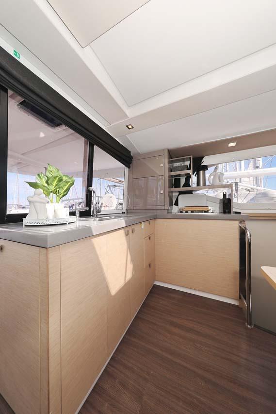 Fountaine Pajot Lucia 40 - 4 cab. - Tu Tamo 2, picture 16