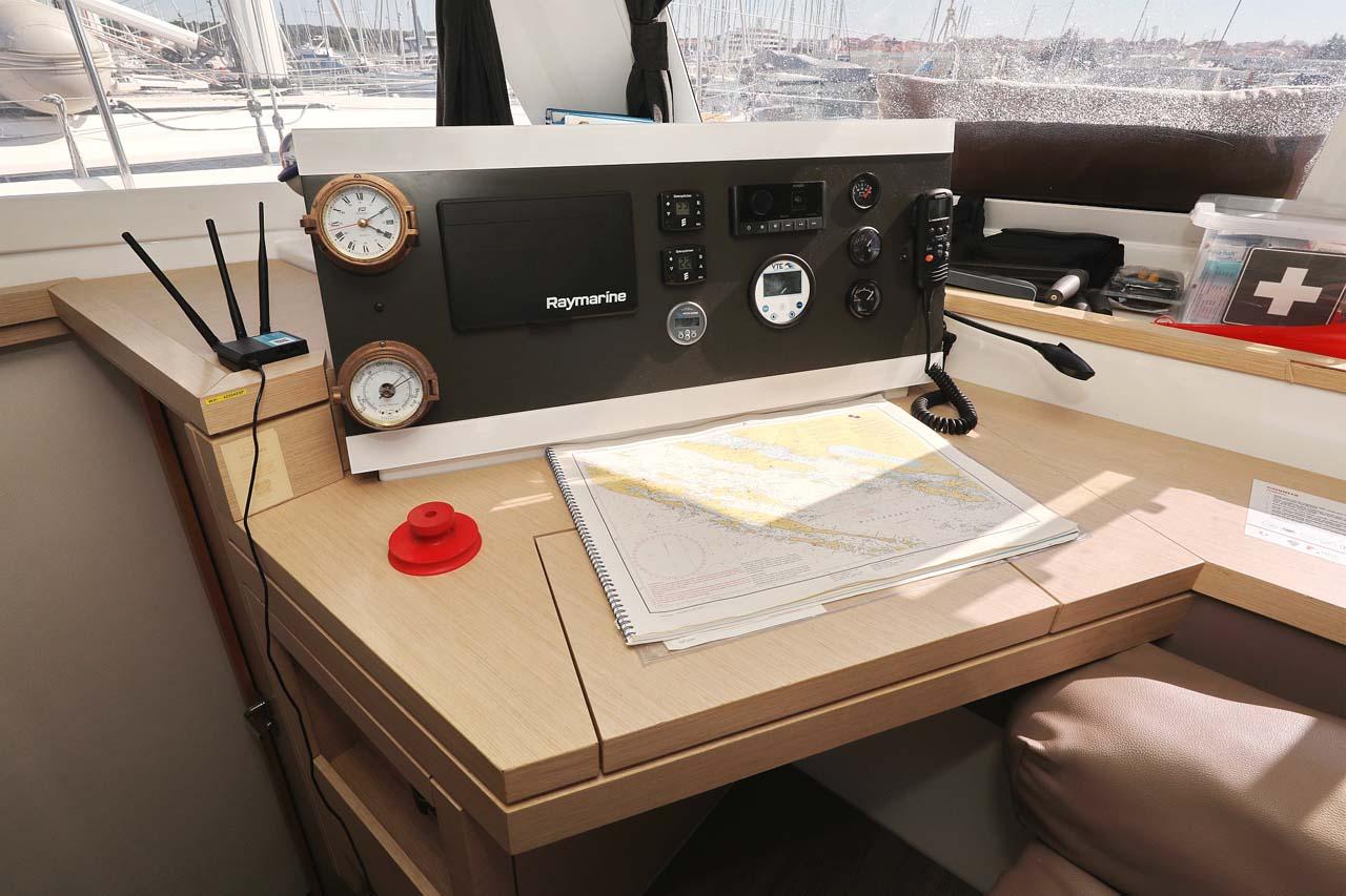 Fountaine Pajot Lucia 40 - 4 cab. - Tu Tamo 2, picture 19