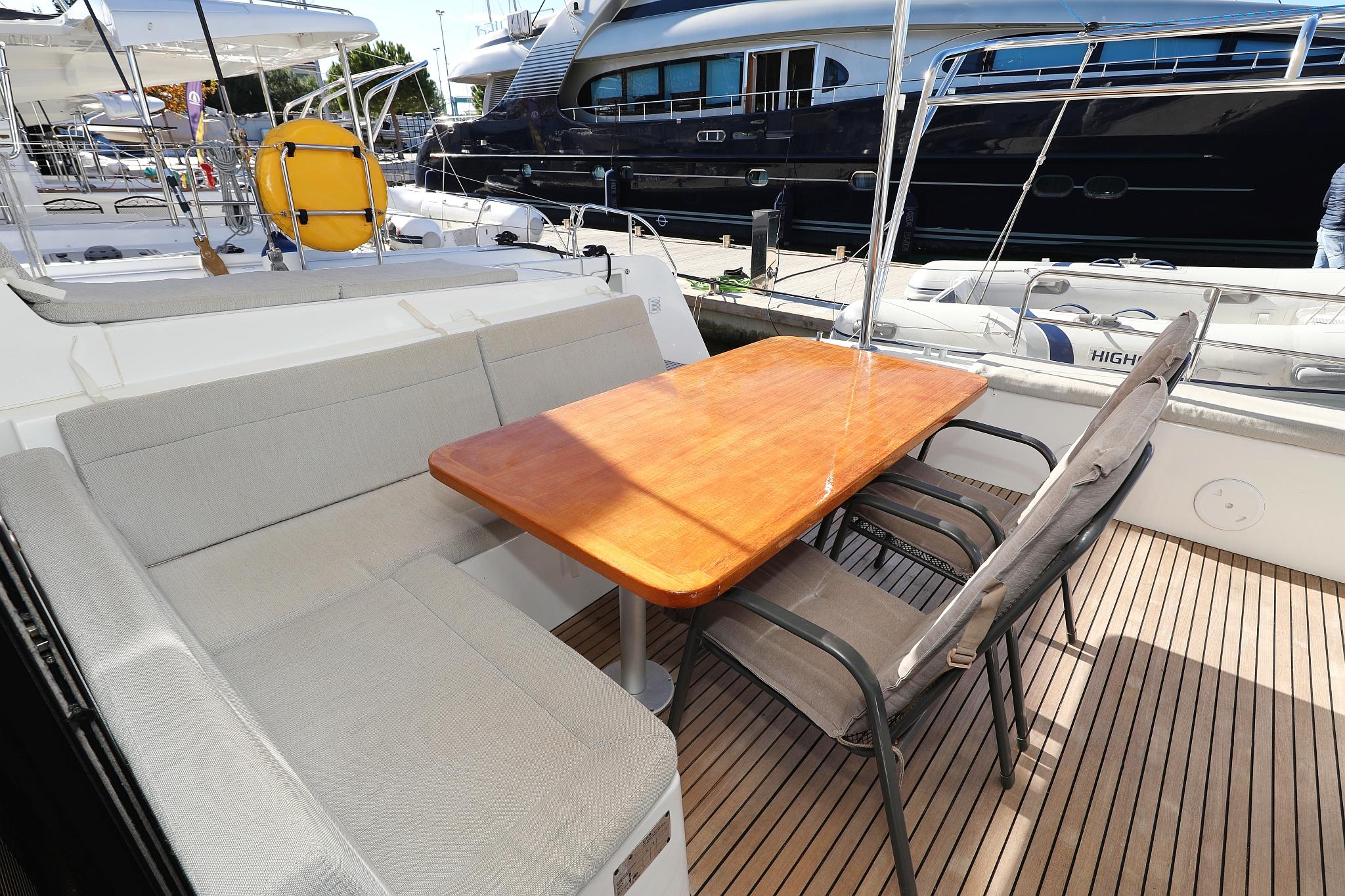 Lagoon 42 - 4 + 2 cab., picture 7