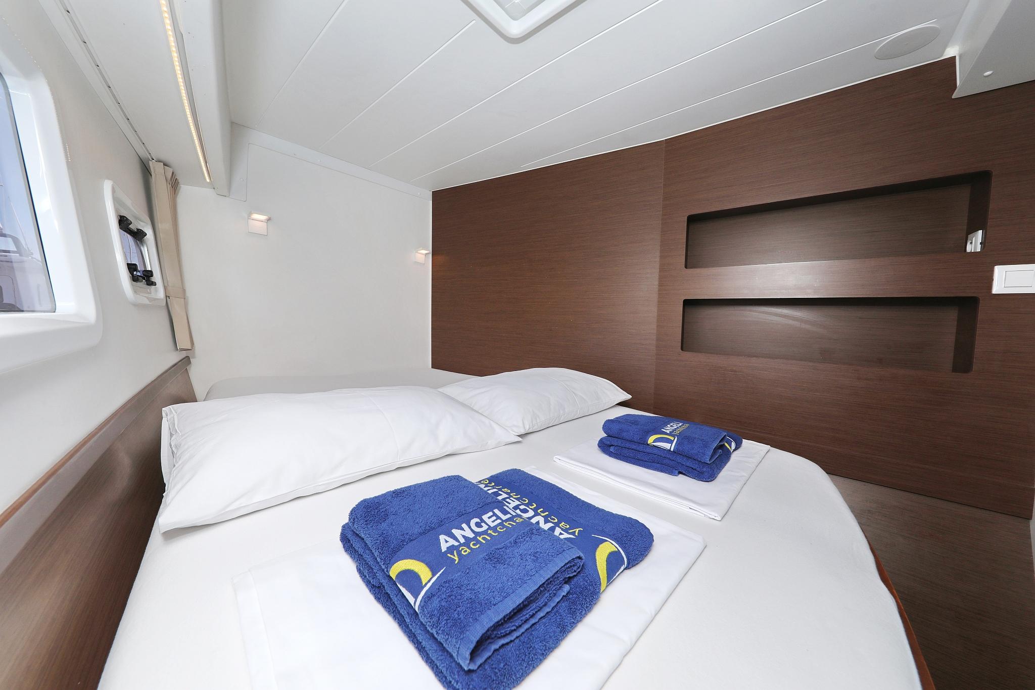 Lagoon 42 - 4 + 2 cab., picture 27