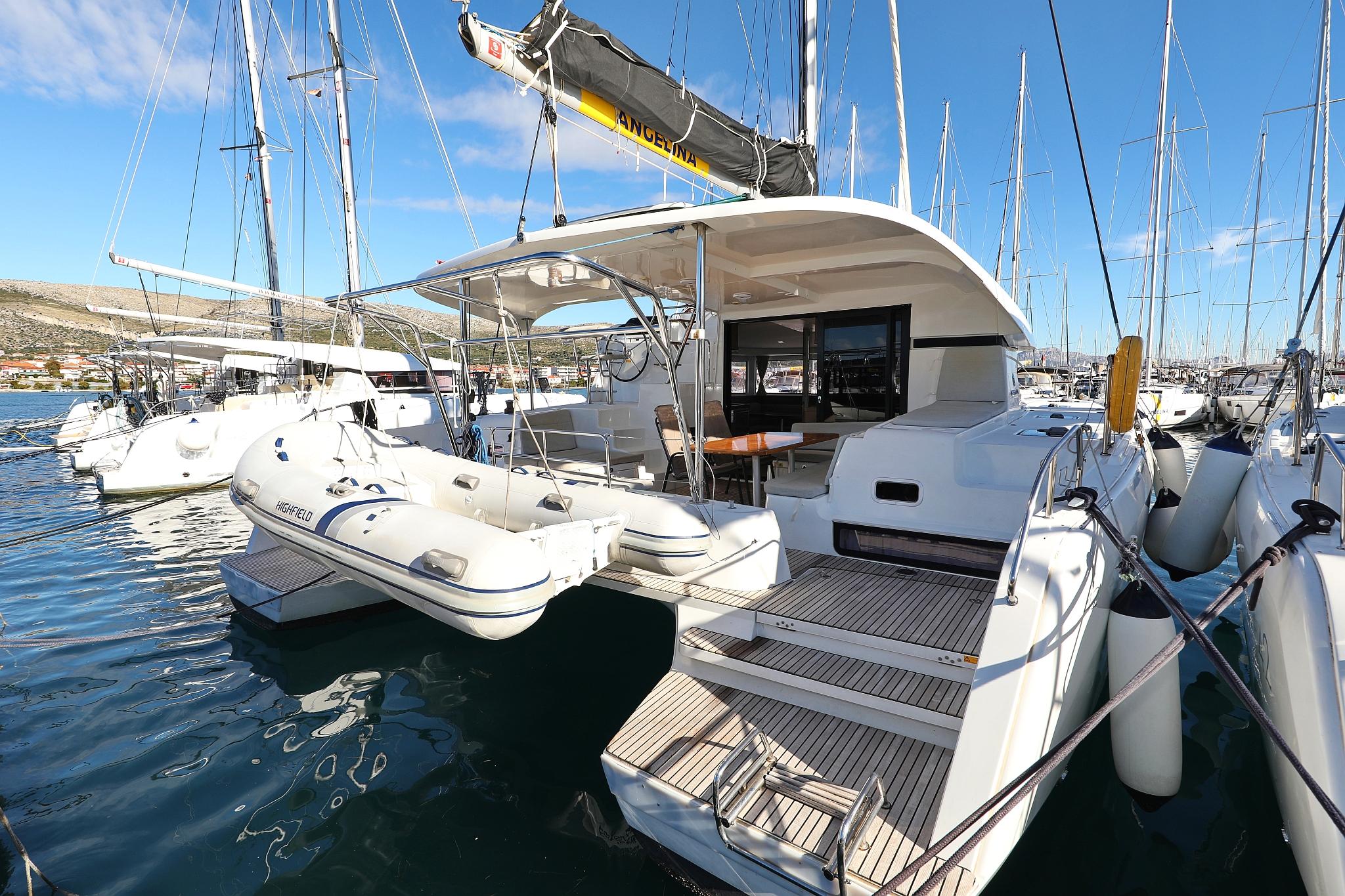 Lagoon 42 - 4 + 2 cab., picture 3