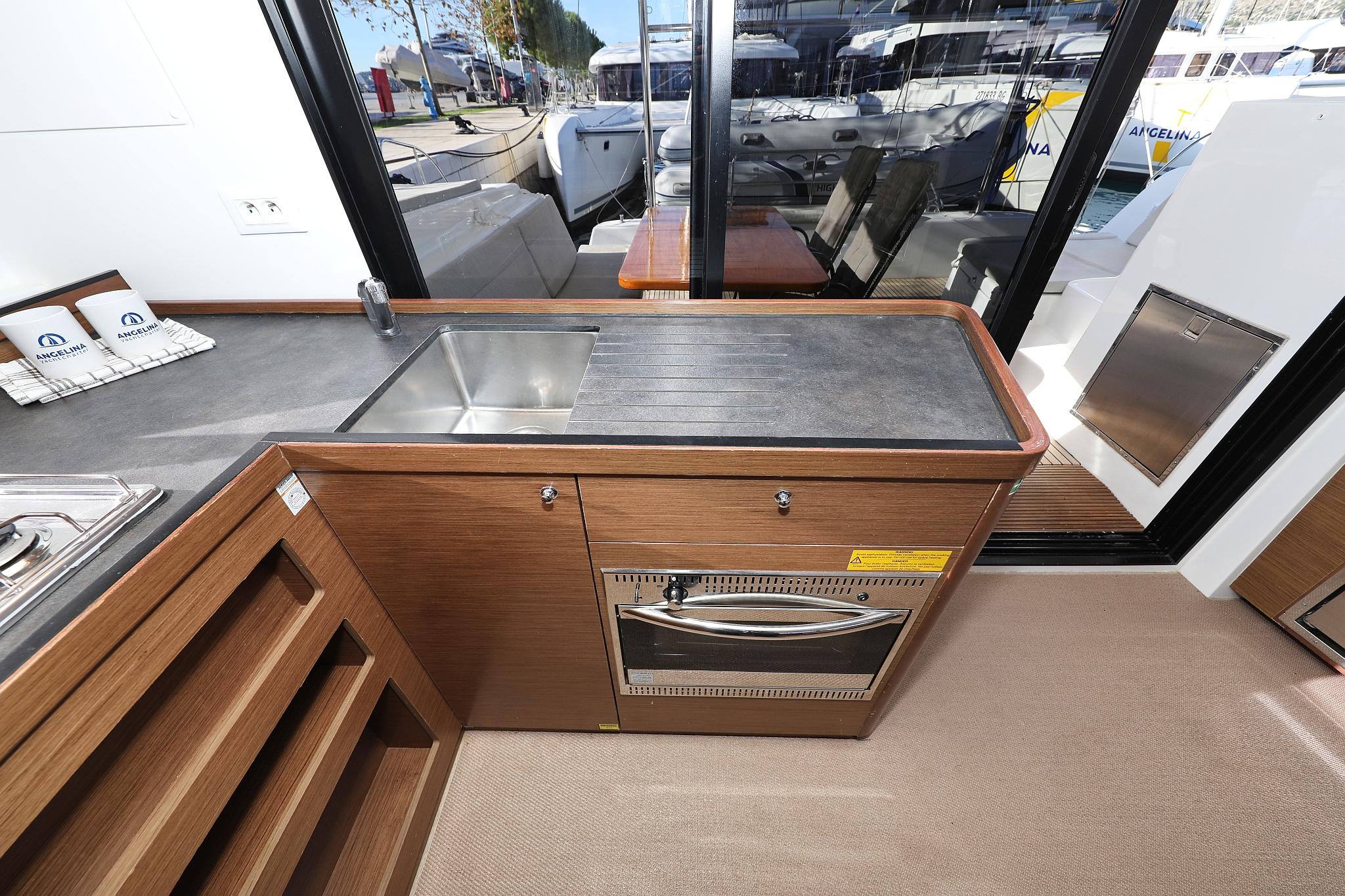 Lagoon 42 - 4 + 2 cab., picture 42