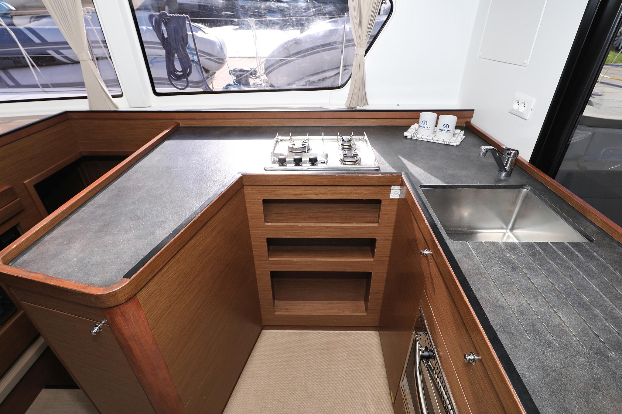 Lagoon 42 - 4 + 2 cab., picture 22