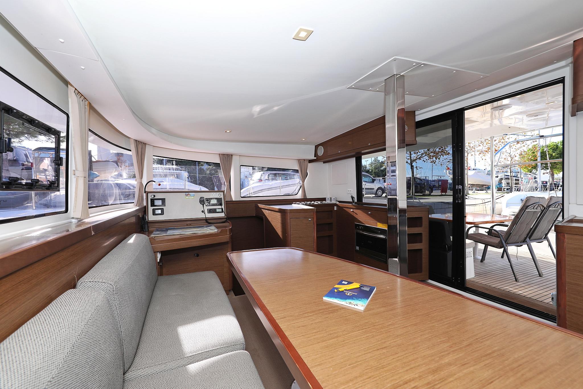 Lagoon 42 - 4 + 2 cab., picture 18