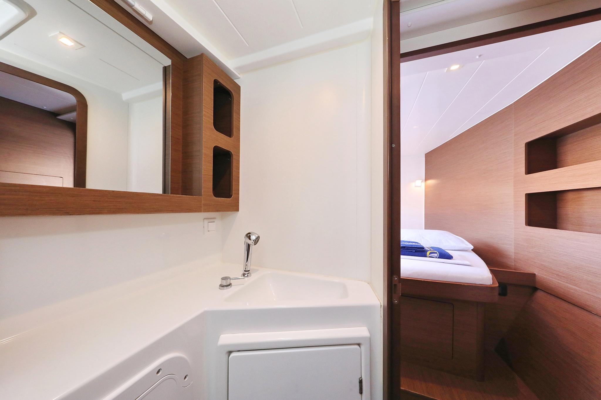 Lagoon 42 - 4 + 2 cab., picture 33