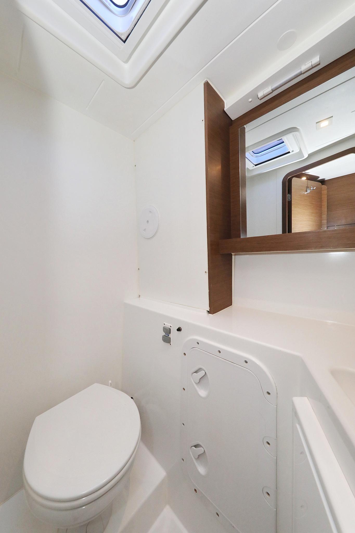 Lagoon 42 - 4 + 2 cab., picture 35