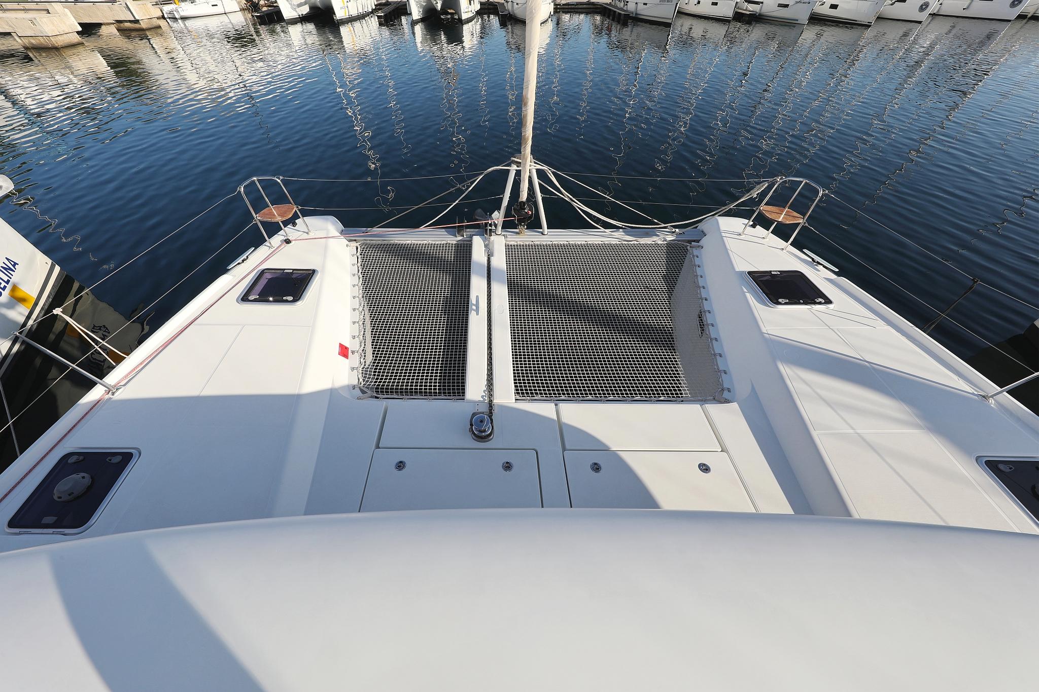 Lagoon 42 - 4 + 2 cab., picture 11