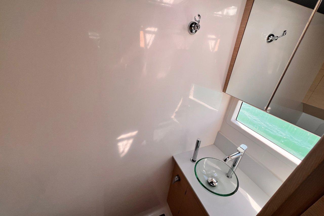 Dufour 48 Catamaran - 5 + 1 cab., picture 14