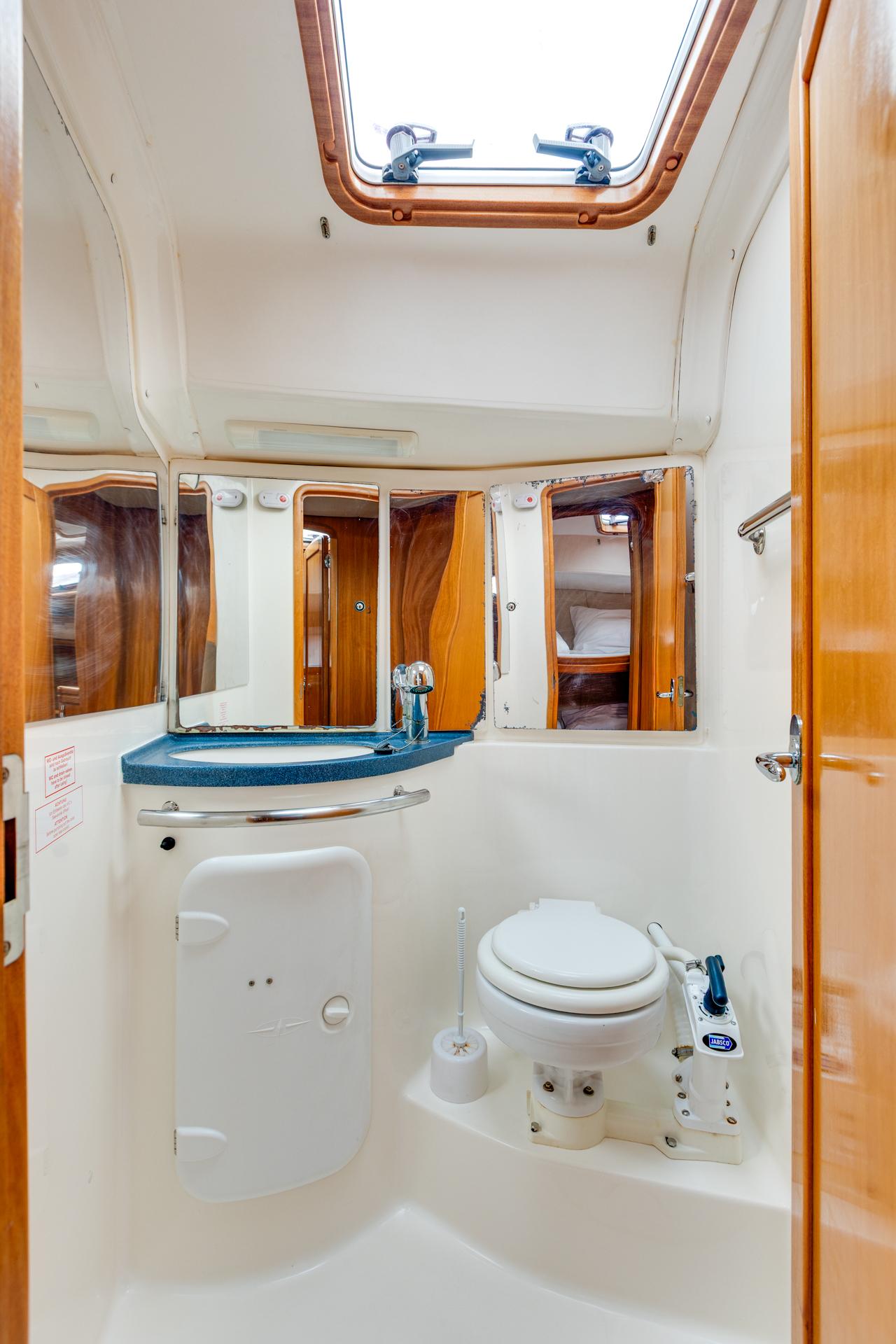 Bavaria 50 Cruiser, picture 15