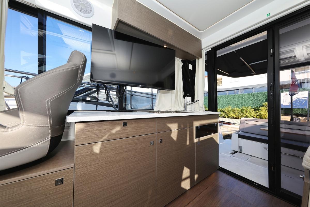 Merry Fisher 1095, picture 9