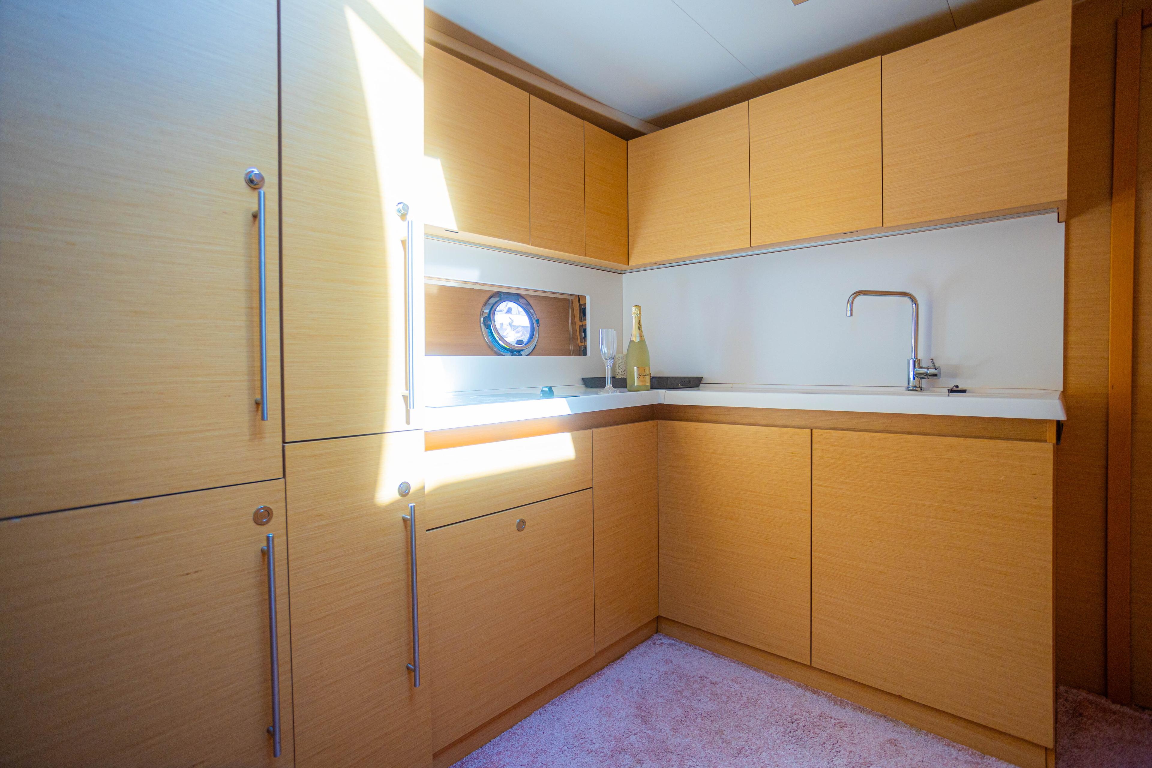 Monte Carlo 47 Fly, picture 15