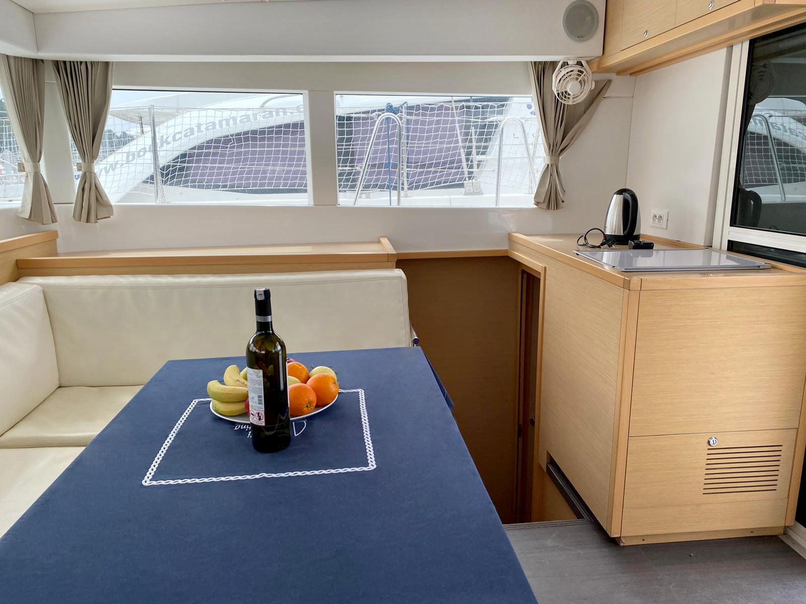 Lagoon 39, picture 27