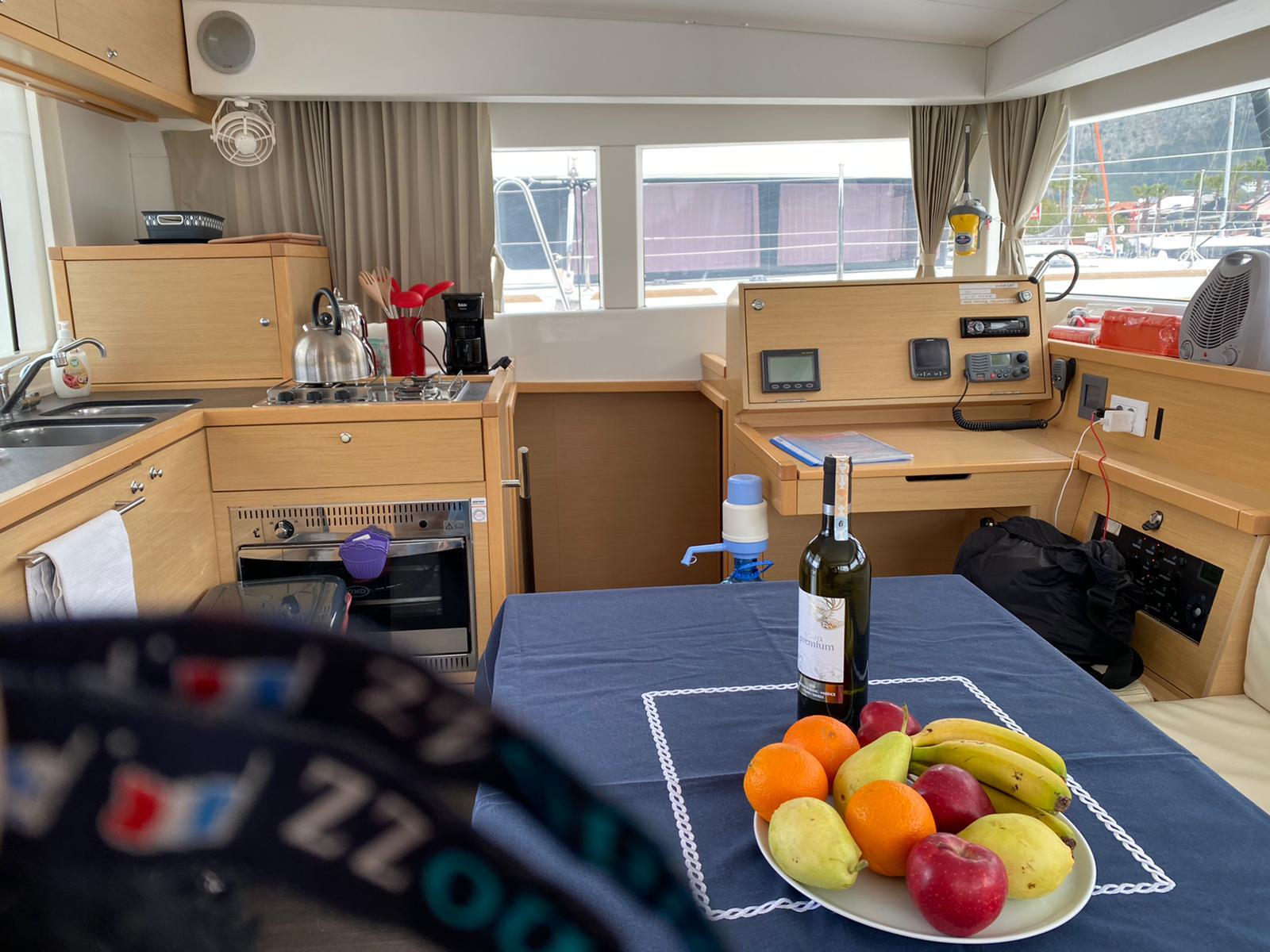 Lagoon 39, picture 25