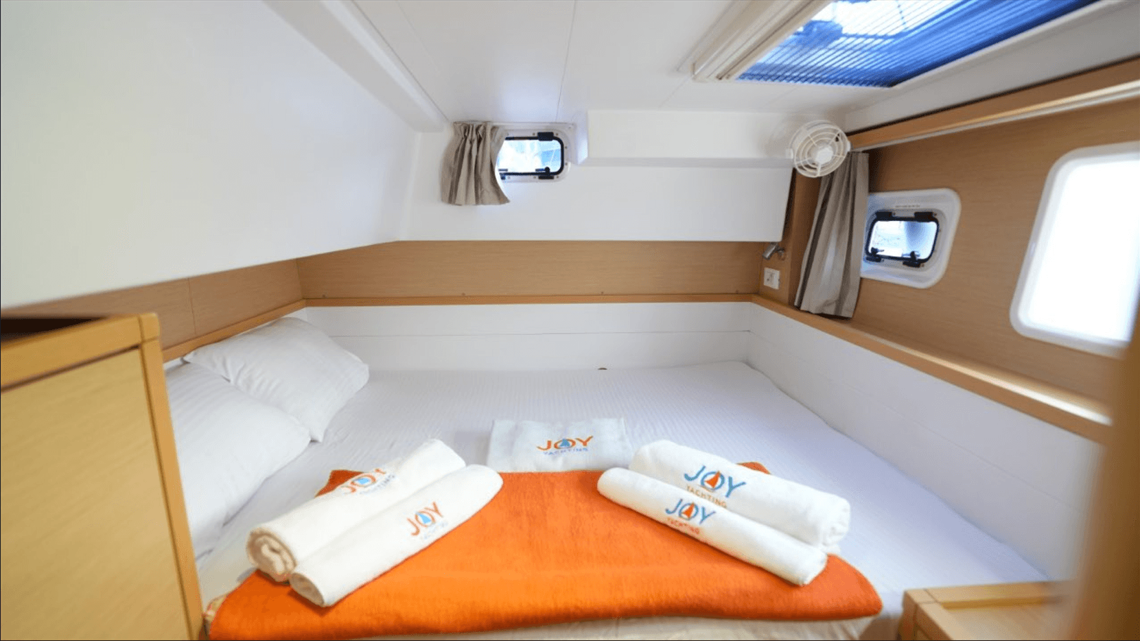 Lagoon 39, picture 13