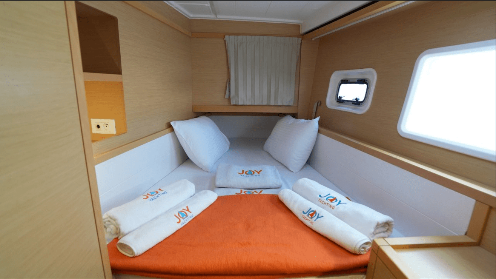 Lagoon 39, picture 5