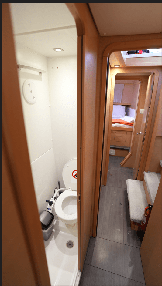 Lagoon 39, picture 14