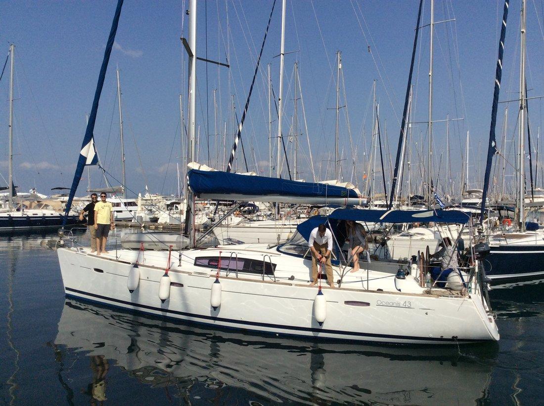 Oceanis 43, picture 3