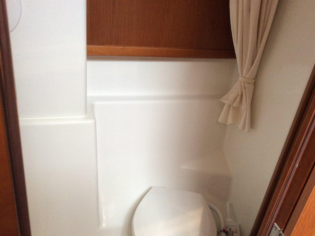 Oceanis 43, picture 12