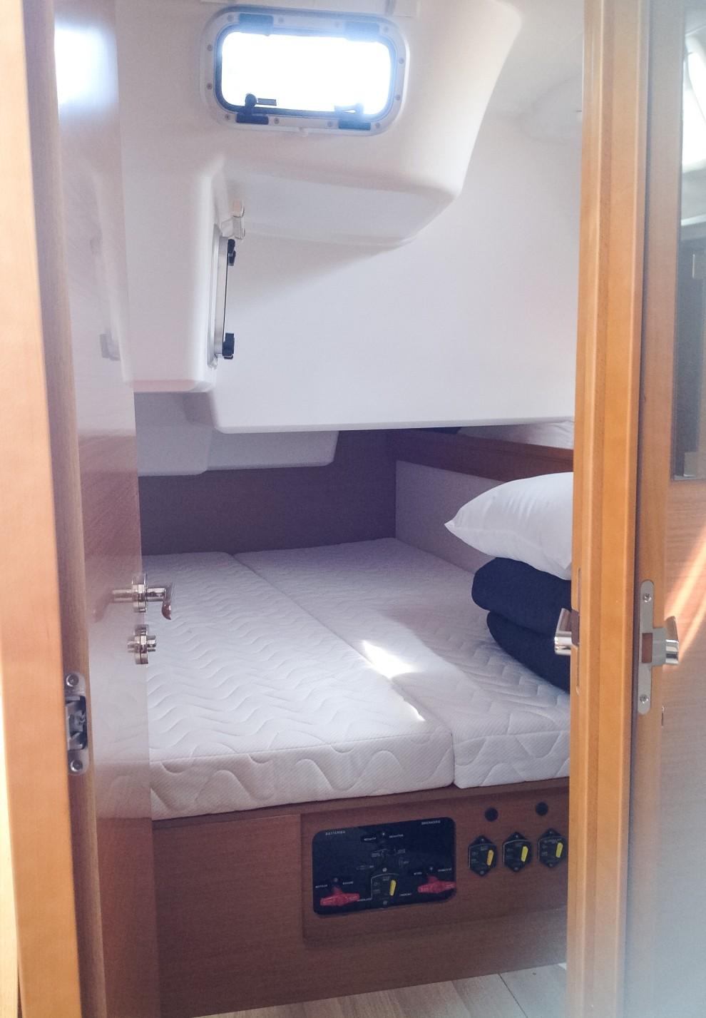 Sun Odyssey 519 - 5 cab., picture 7