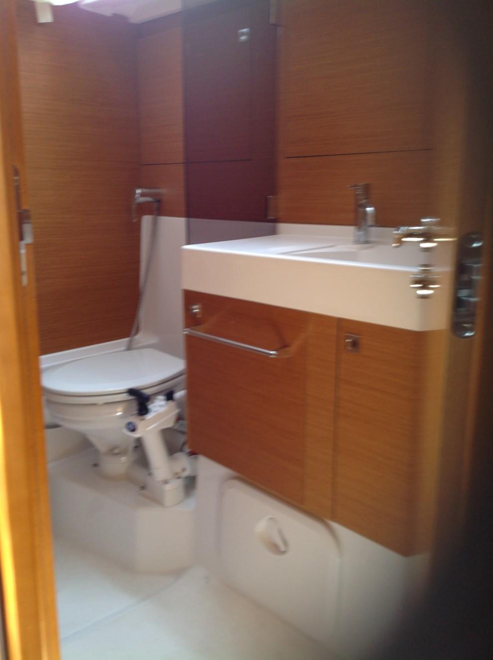 Sun Odyssey 519 - 5 cab., picture 9