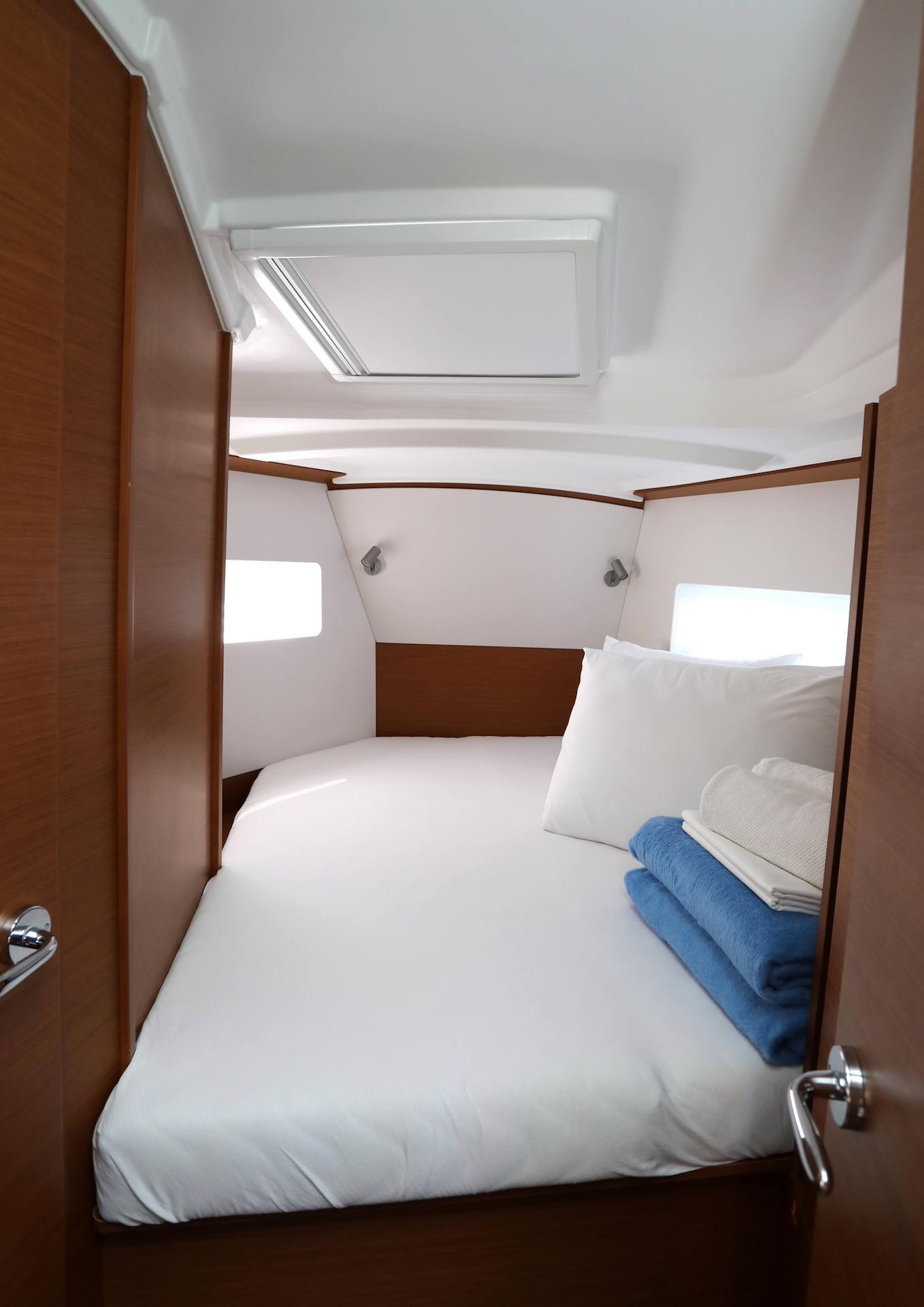 Sun Odyssey 380 - 3 cab., picture 9