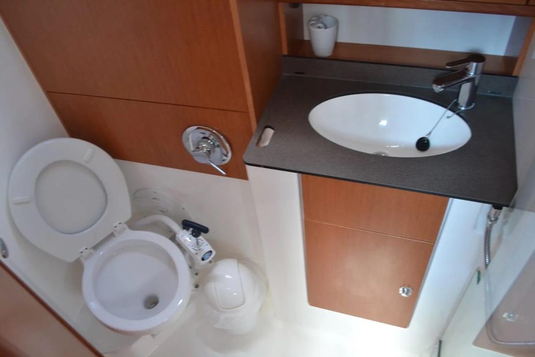 Bavaria Cruiser 51, picture 12