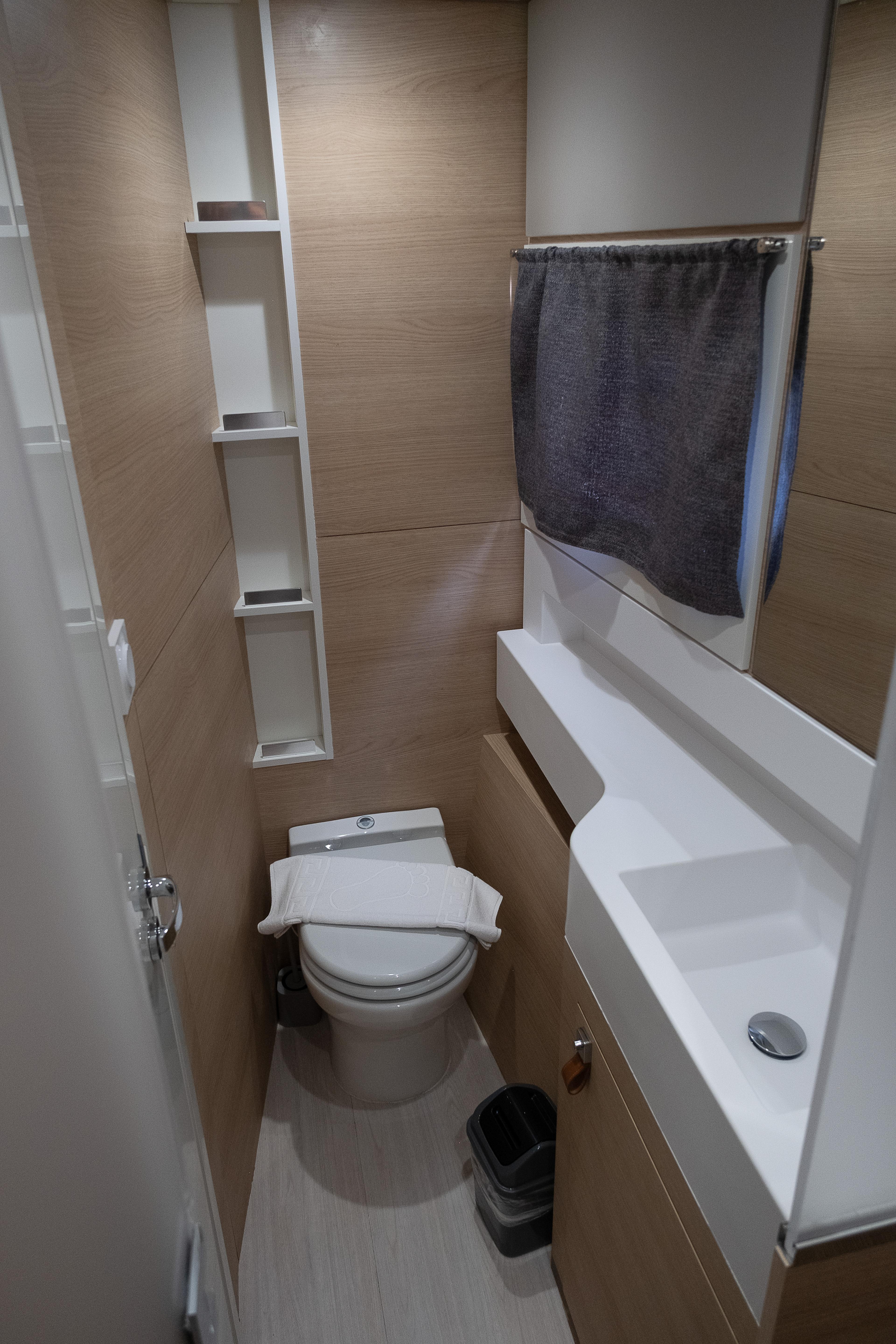 Aventura 45, picture 24