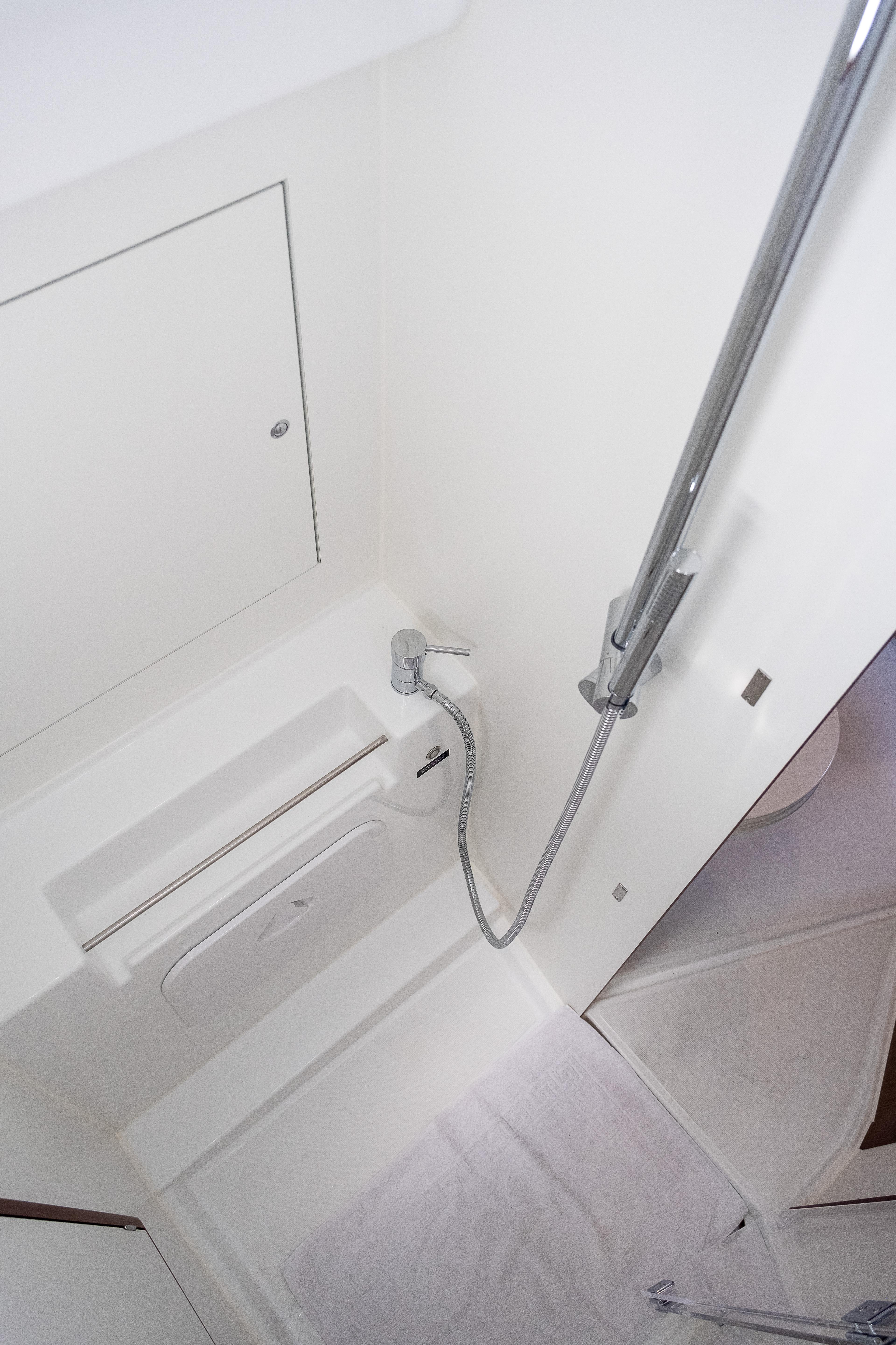 Oceanis 34.1, picture 15