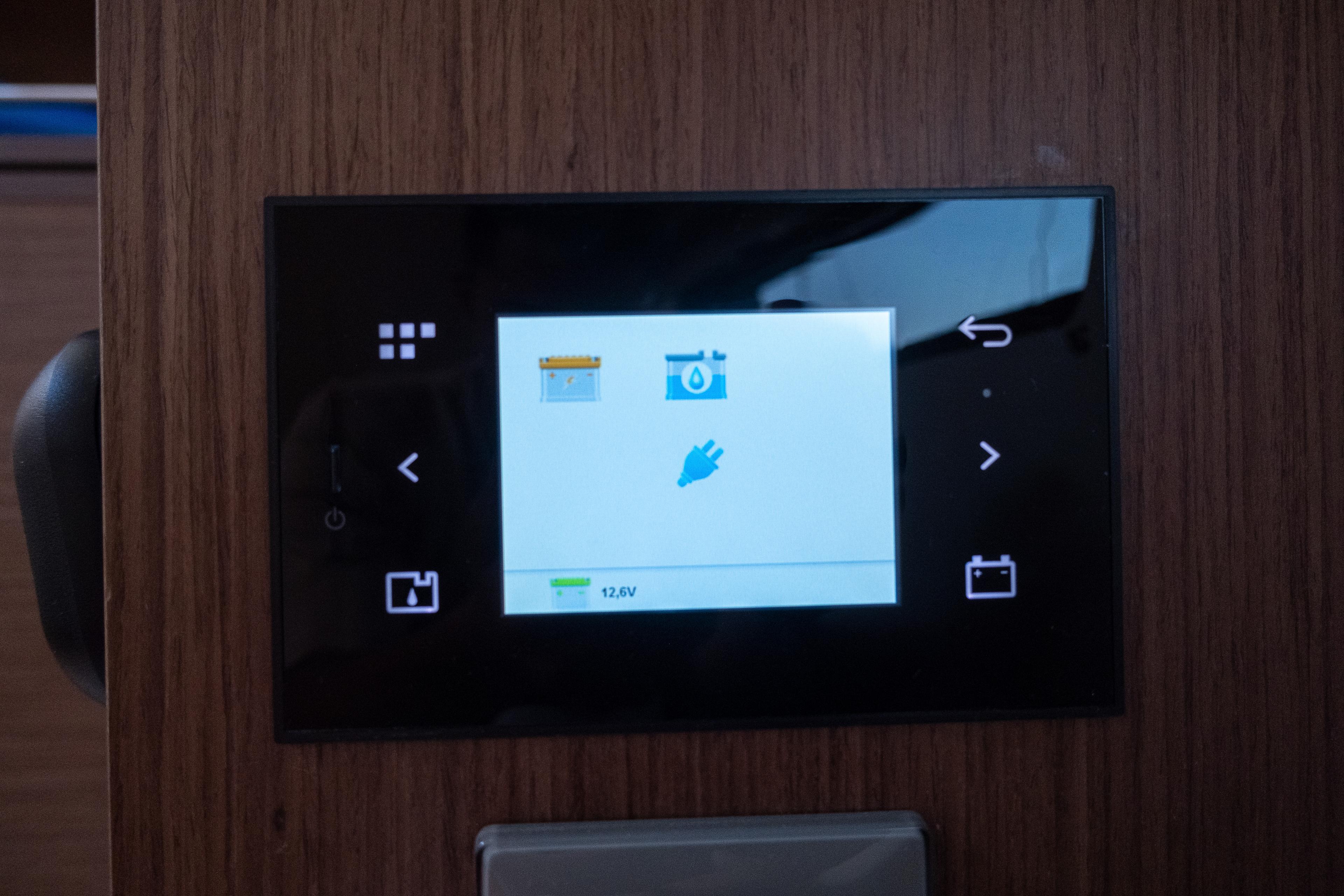 Oceanis 34.1, picture 17