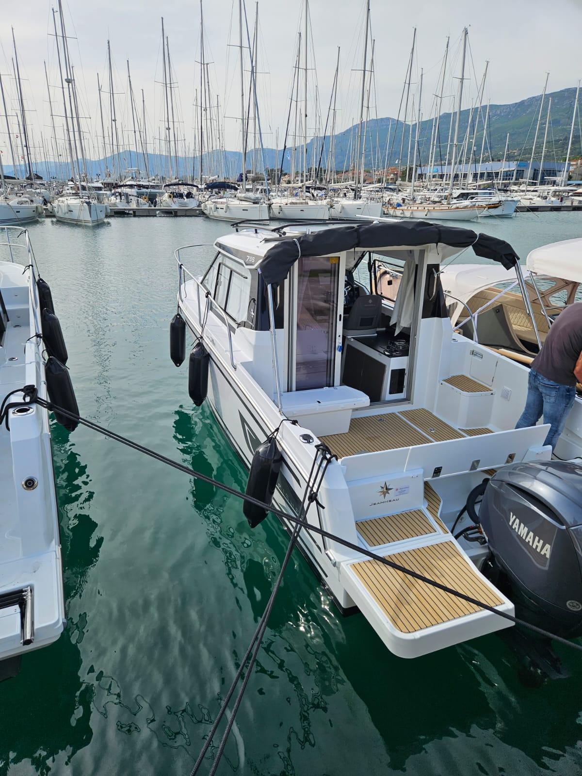 Merry Fisher 795 Series 2*, picture 1