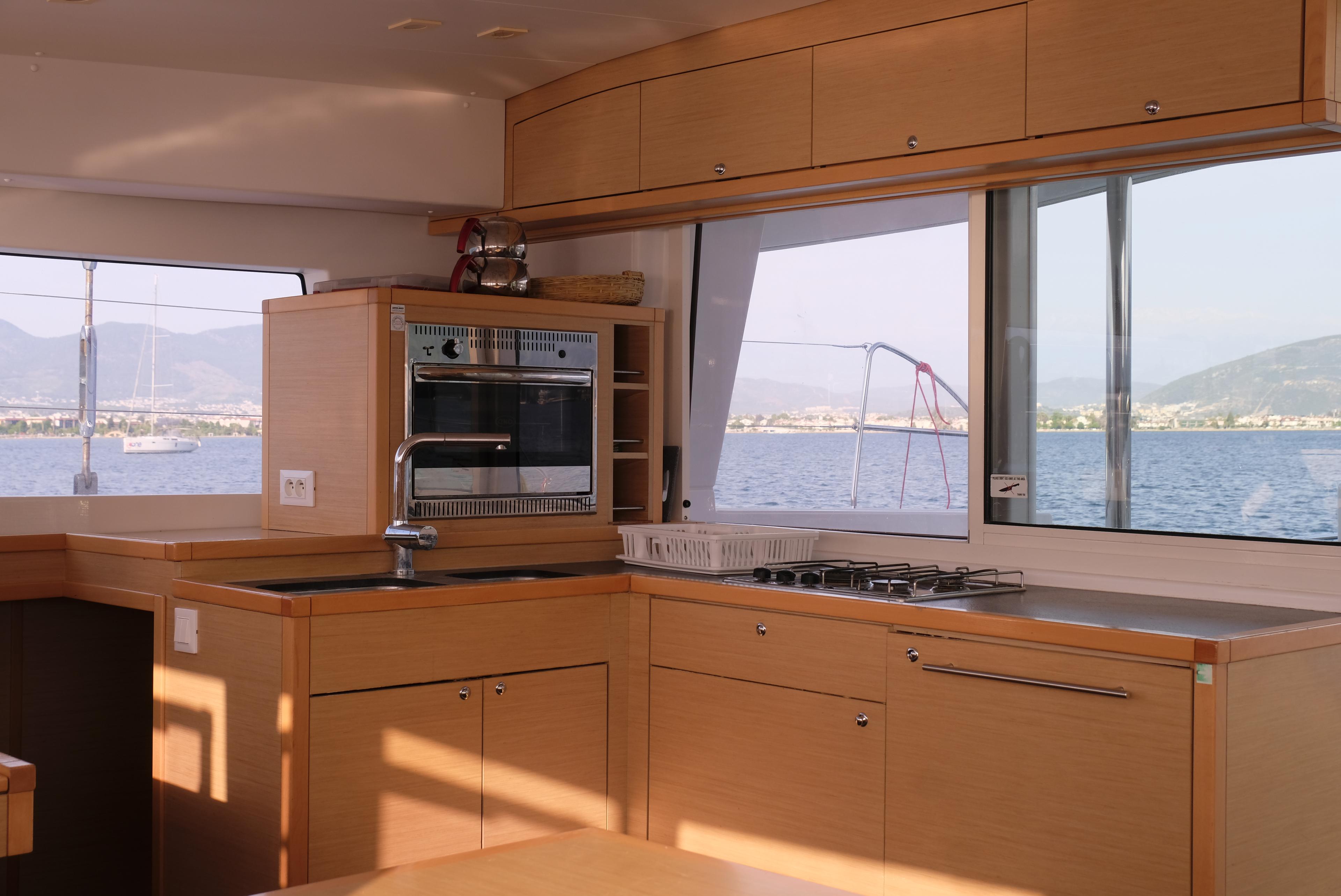 Lagoon 400 - 4 + 2 cab., picture 8