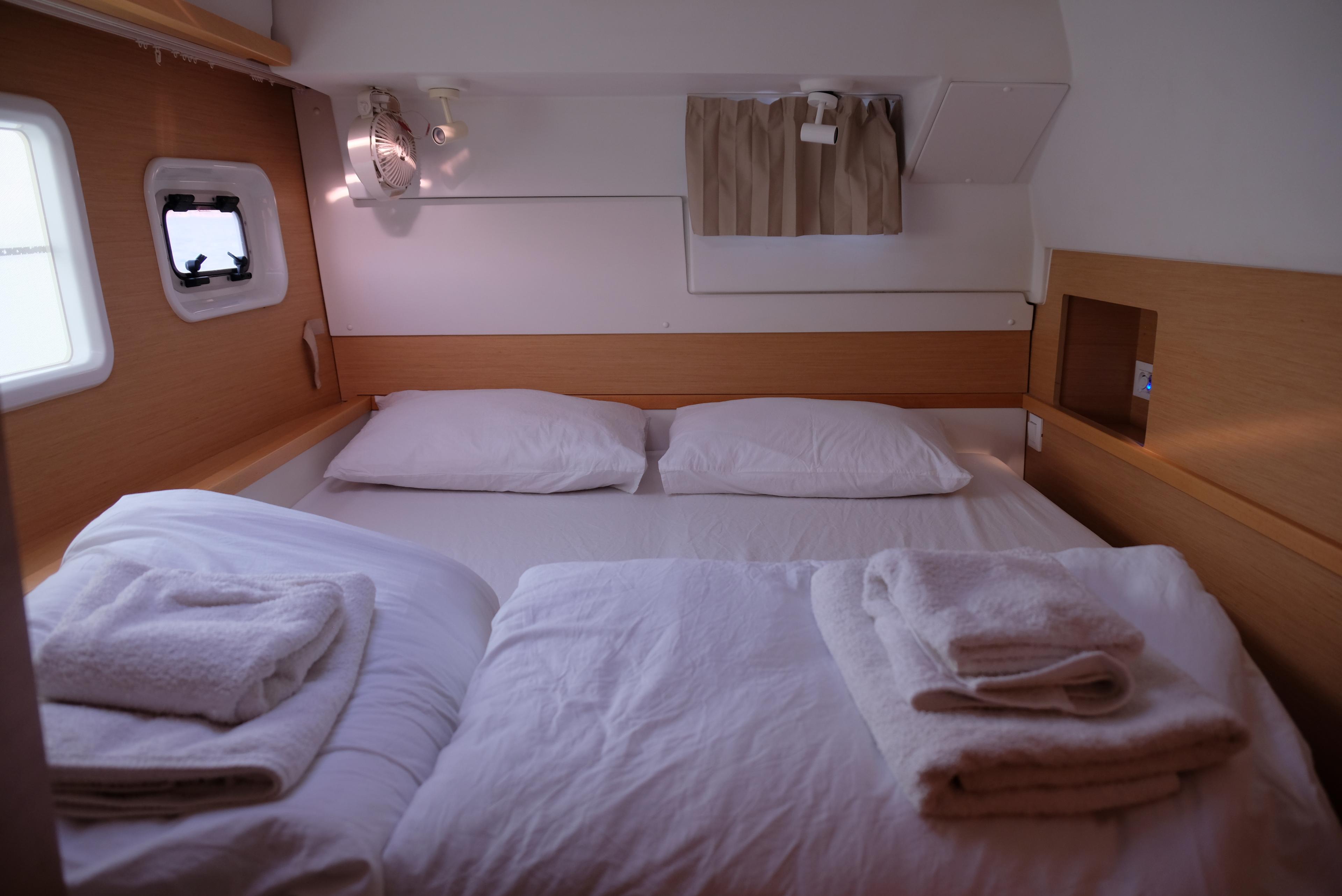 Lagoon 400 - 4 + 2 cab., picture 10