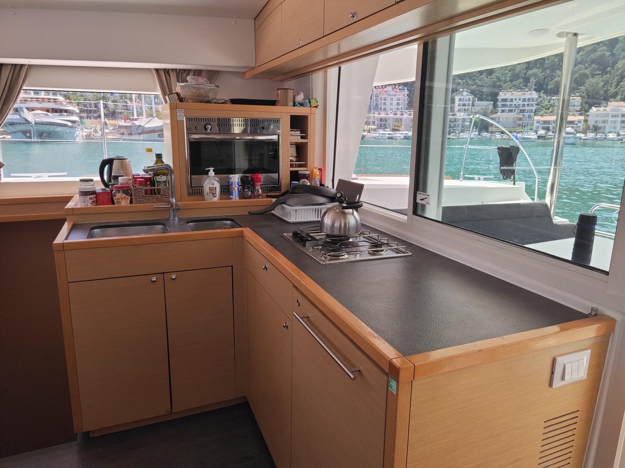 Lagoon 400 - 4 + 2 cab., picture 28