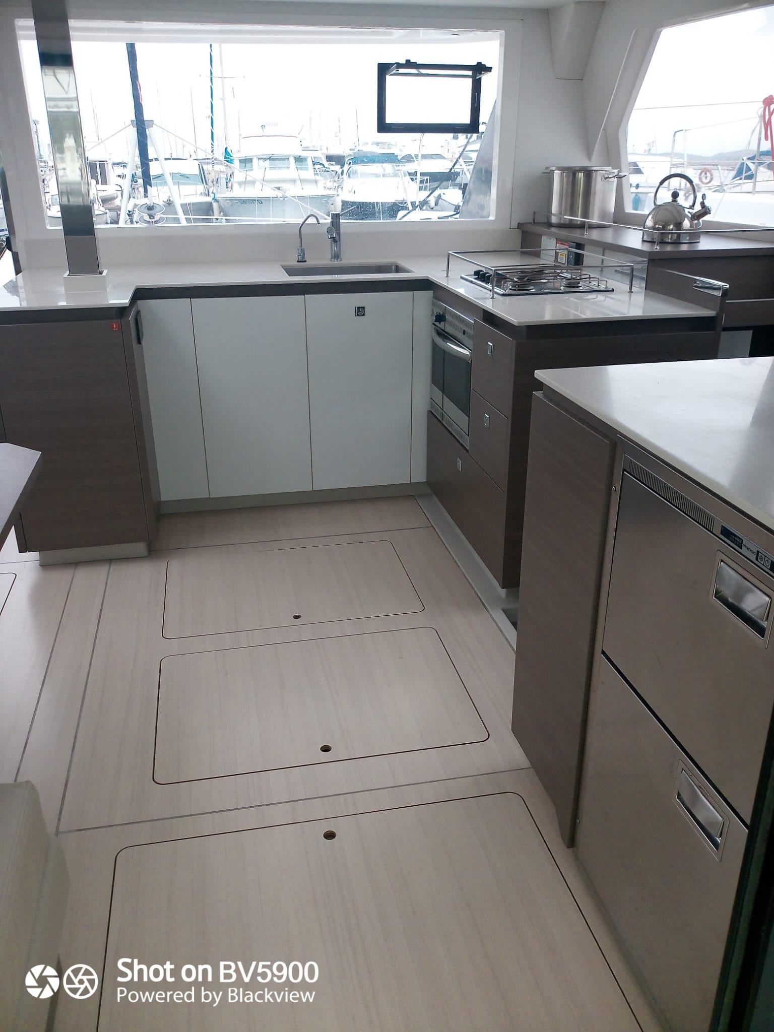 Leopard 42 - 4 cab., picture 6