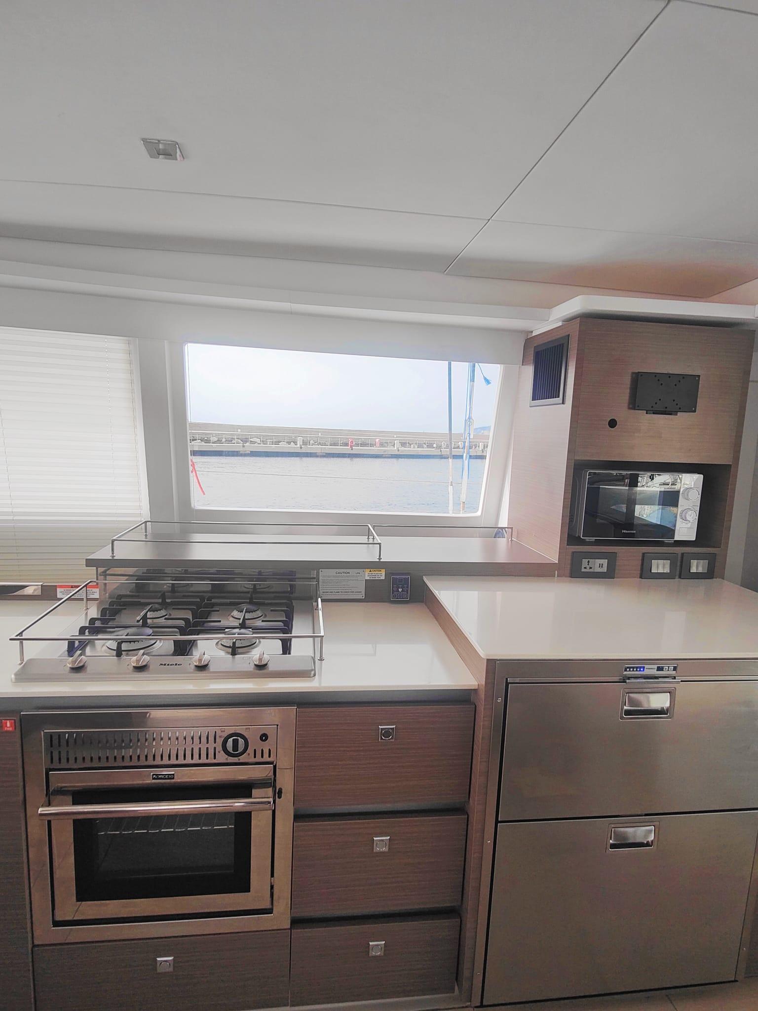 Leopard 50 - 5 + 1 cab, picture 6