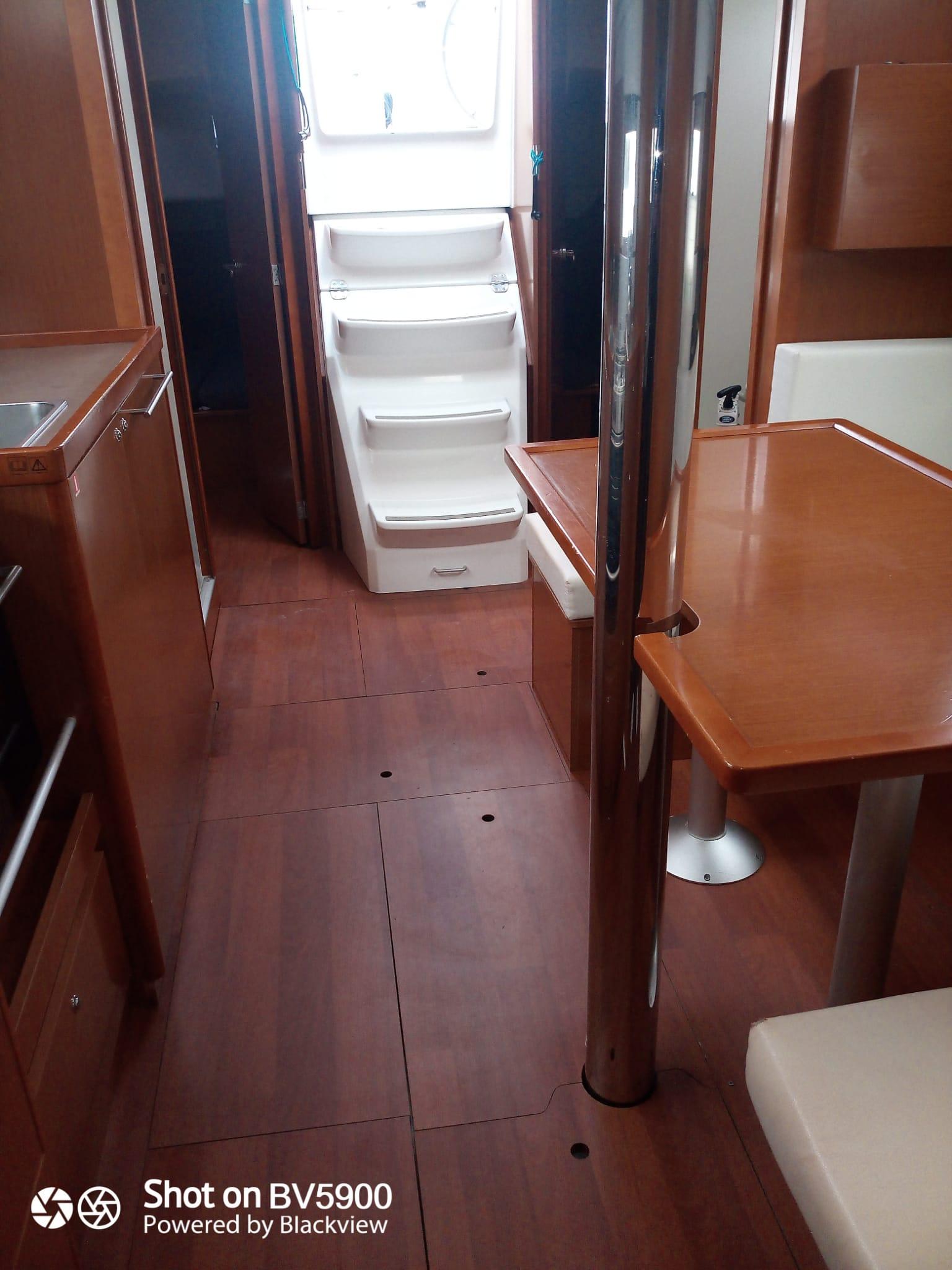 Oceanis 38 - 3 cab., picture 7