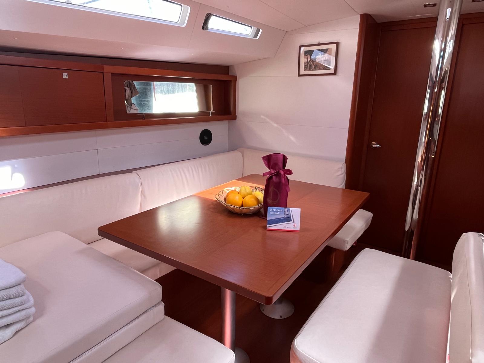 Oceanis 48 - 5 cab., picture 6