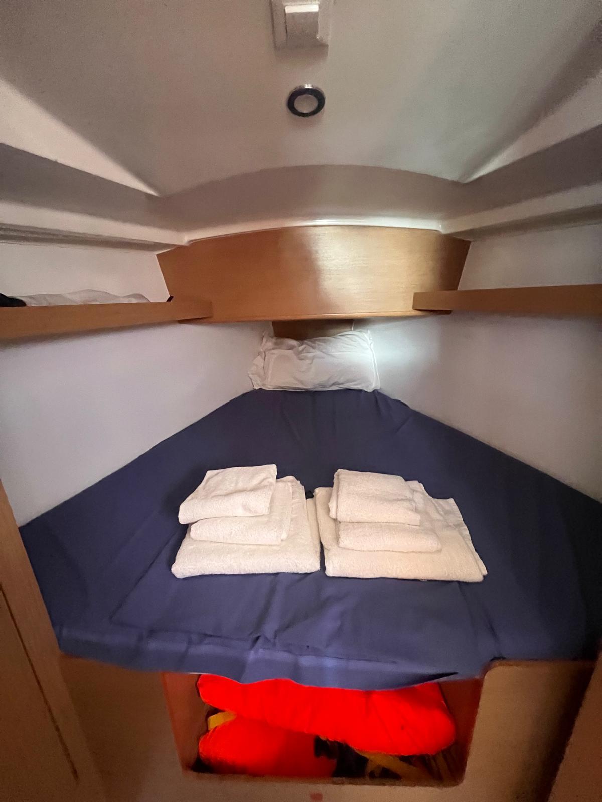 Sun Odyssey 319 - 2 cab., picture 6