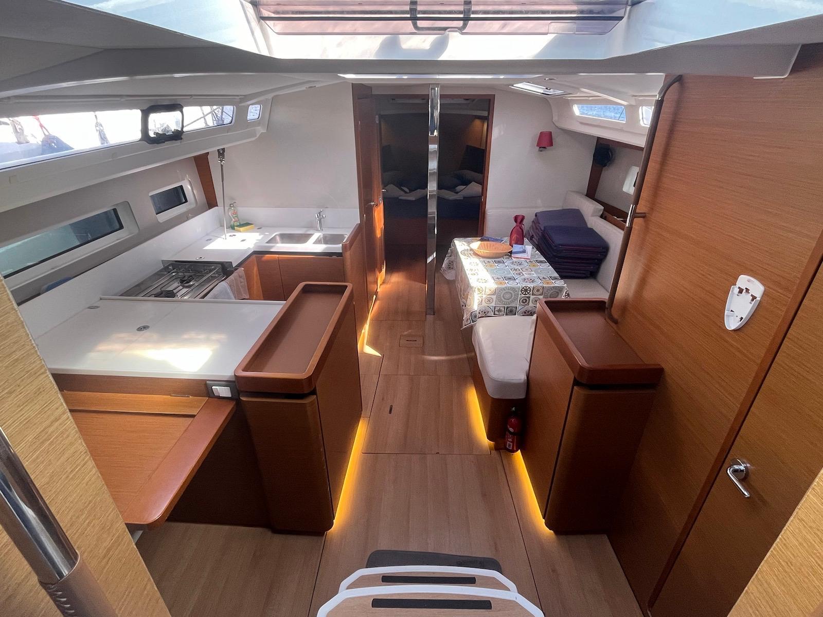 Sun Odyssey 440 - 4 cab., picture 7