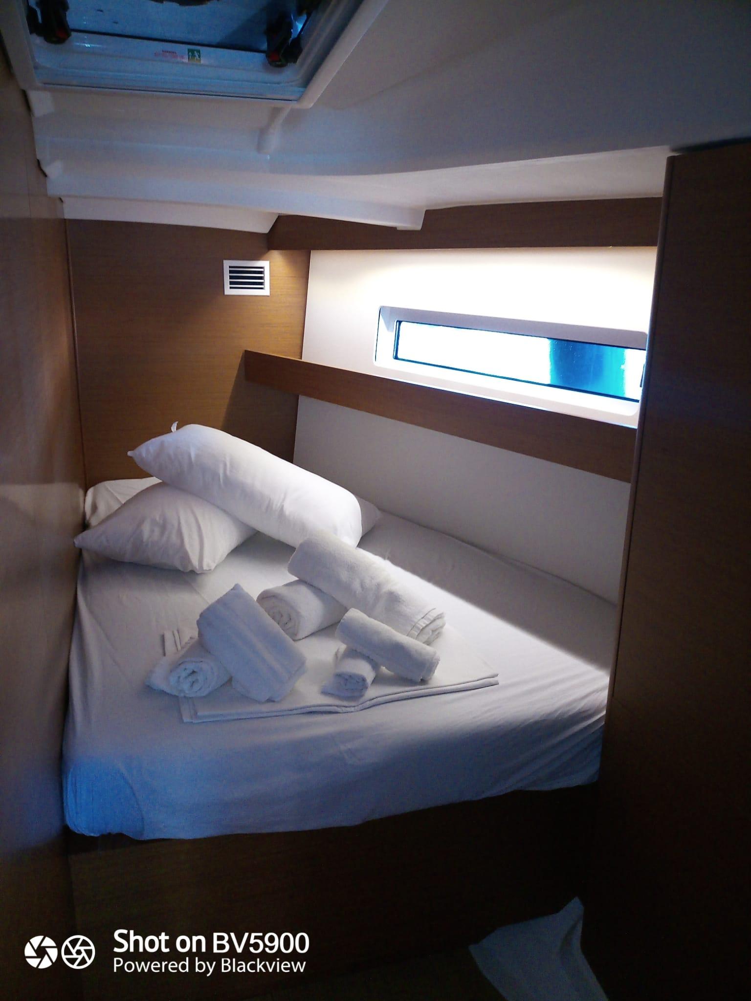 Sun Odyssey 440 - 4 cab., picture 8