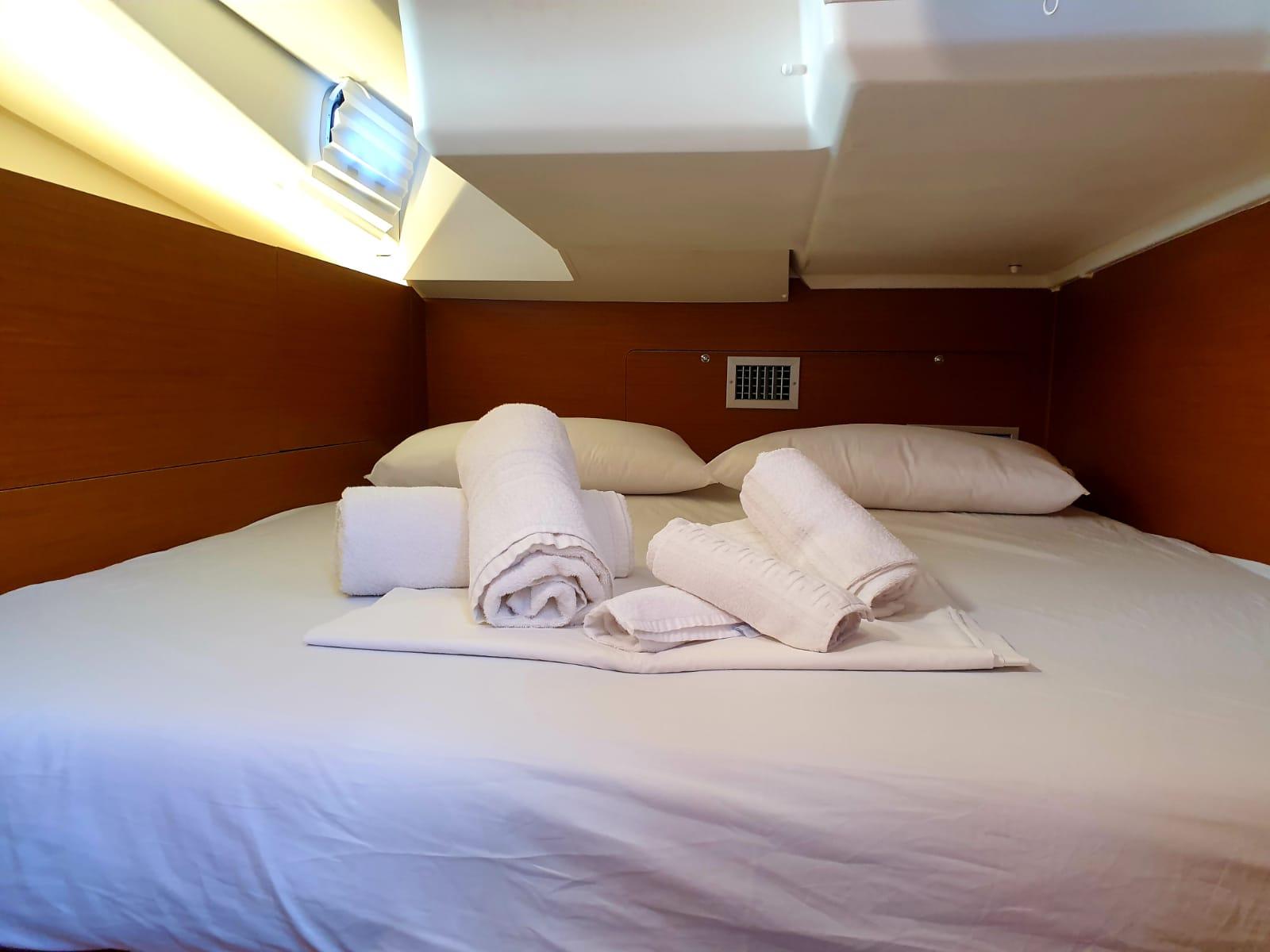 Sun Odyssey 440 - 4 cab., picture 10