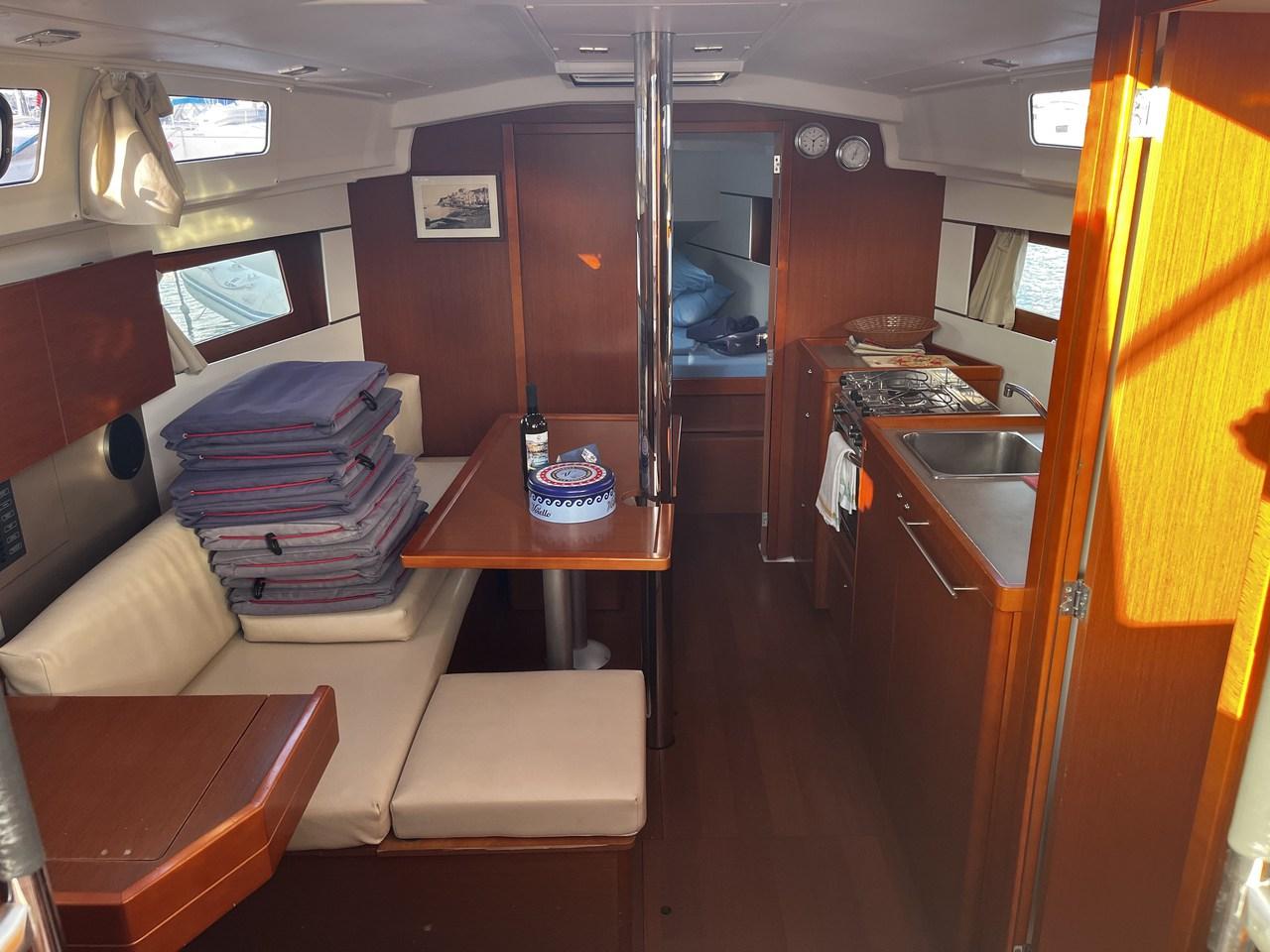 Oceanis 35.1 - 2 cab., picture 5