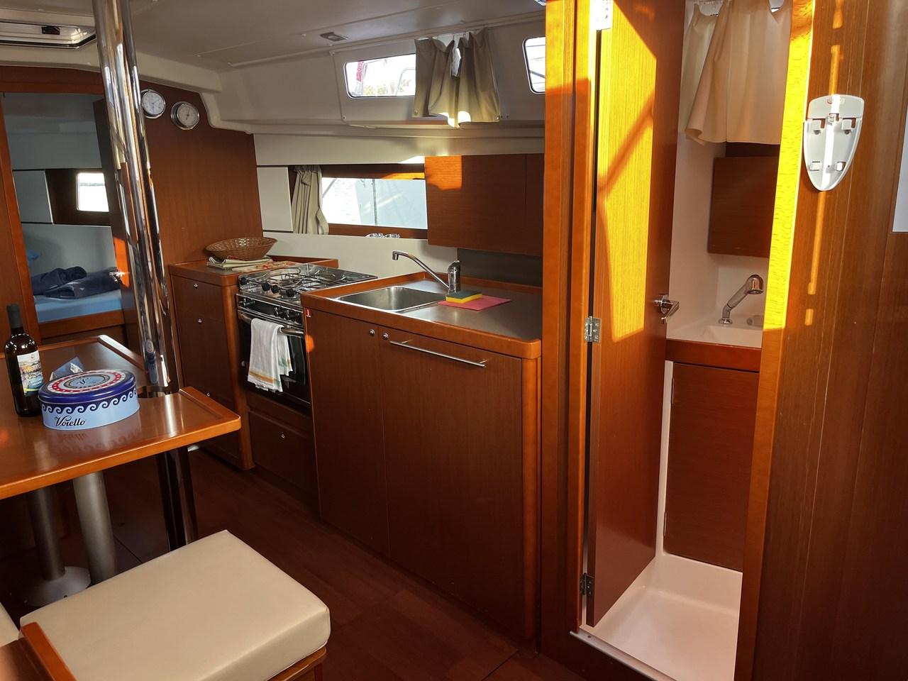 Oceanis 35.1 - 2 cab., picture 6