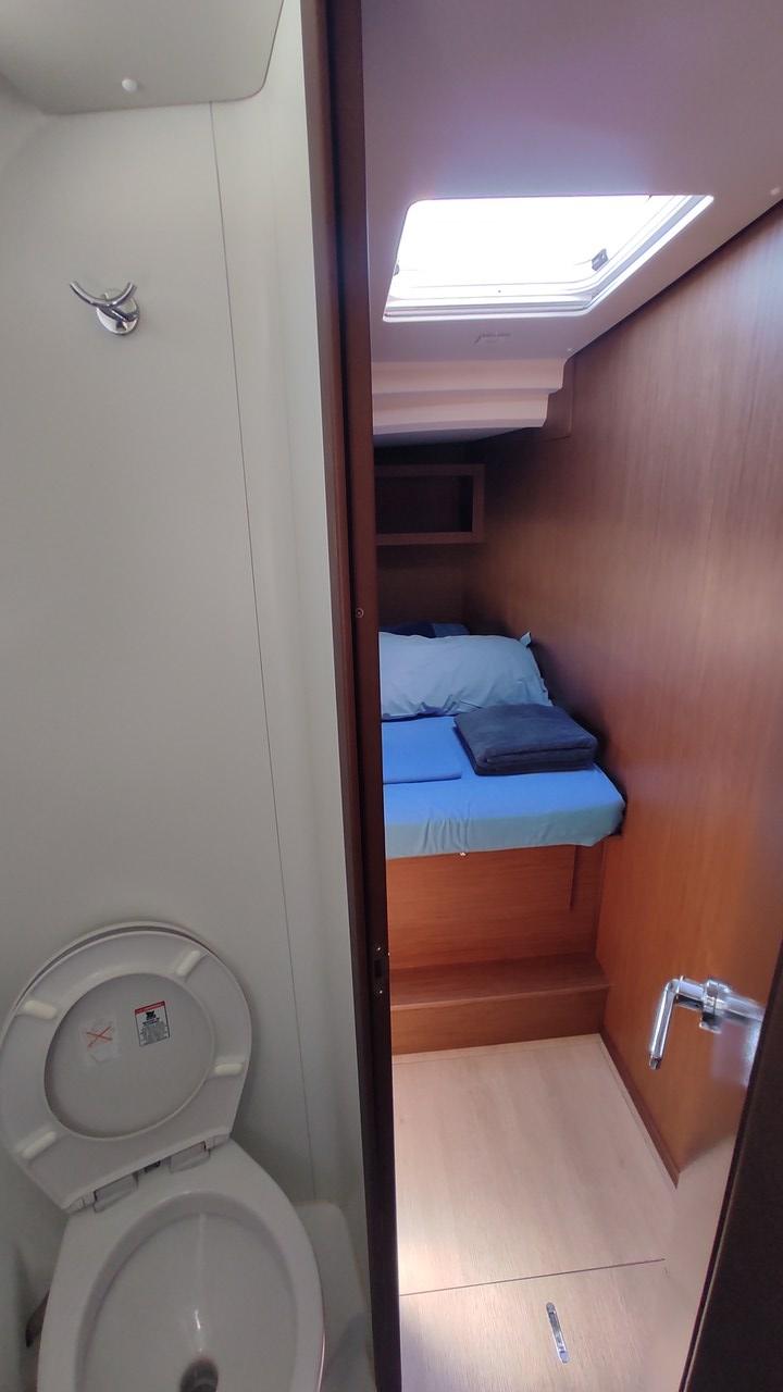 Oceanis 46.1, picture 16