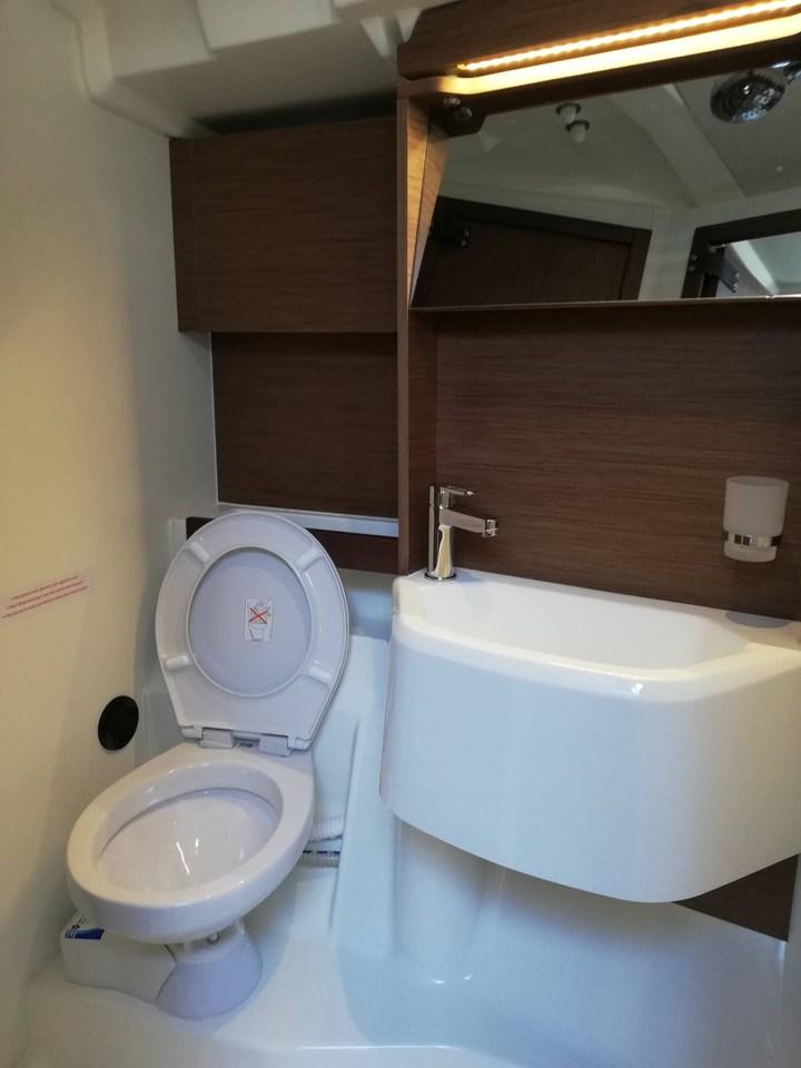 Oceanis 51.1 - 5 + 1 cab., picture 10