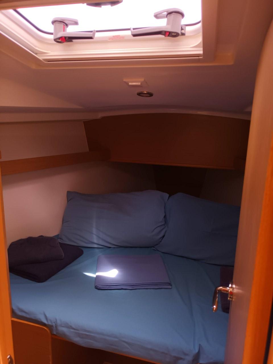 Sun Odyssey 319 - 2 cab., picture 7